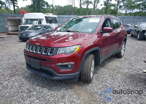 2021 Jeep Compass Latitude 4X4 z USA, uszkodzony, nr VIN 3C4NJDBB8MT540973